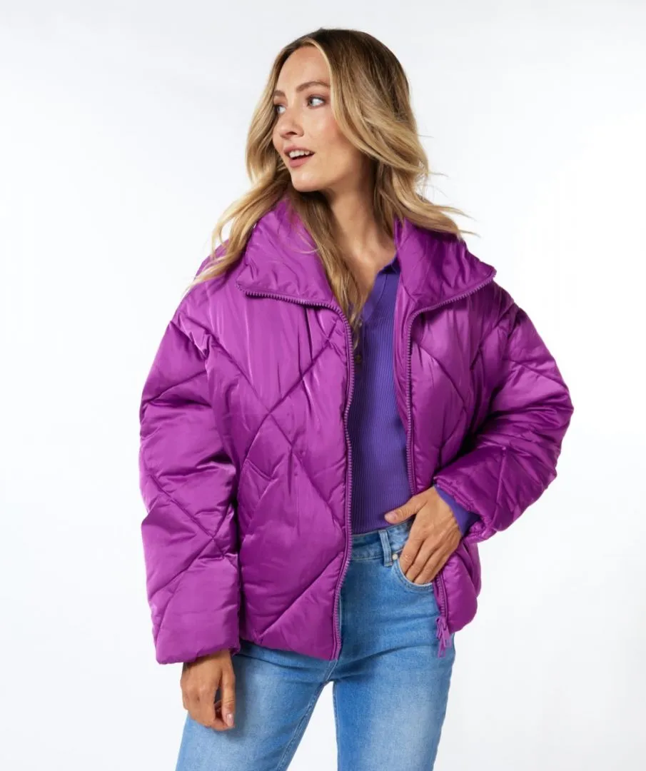EQ37502 Short Quilted Coat